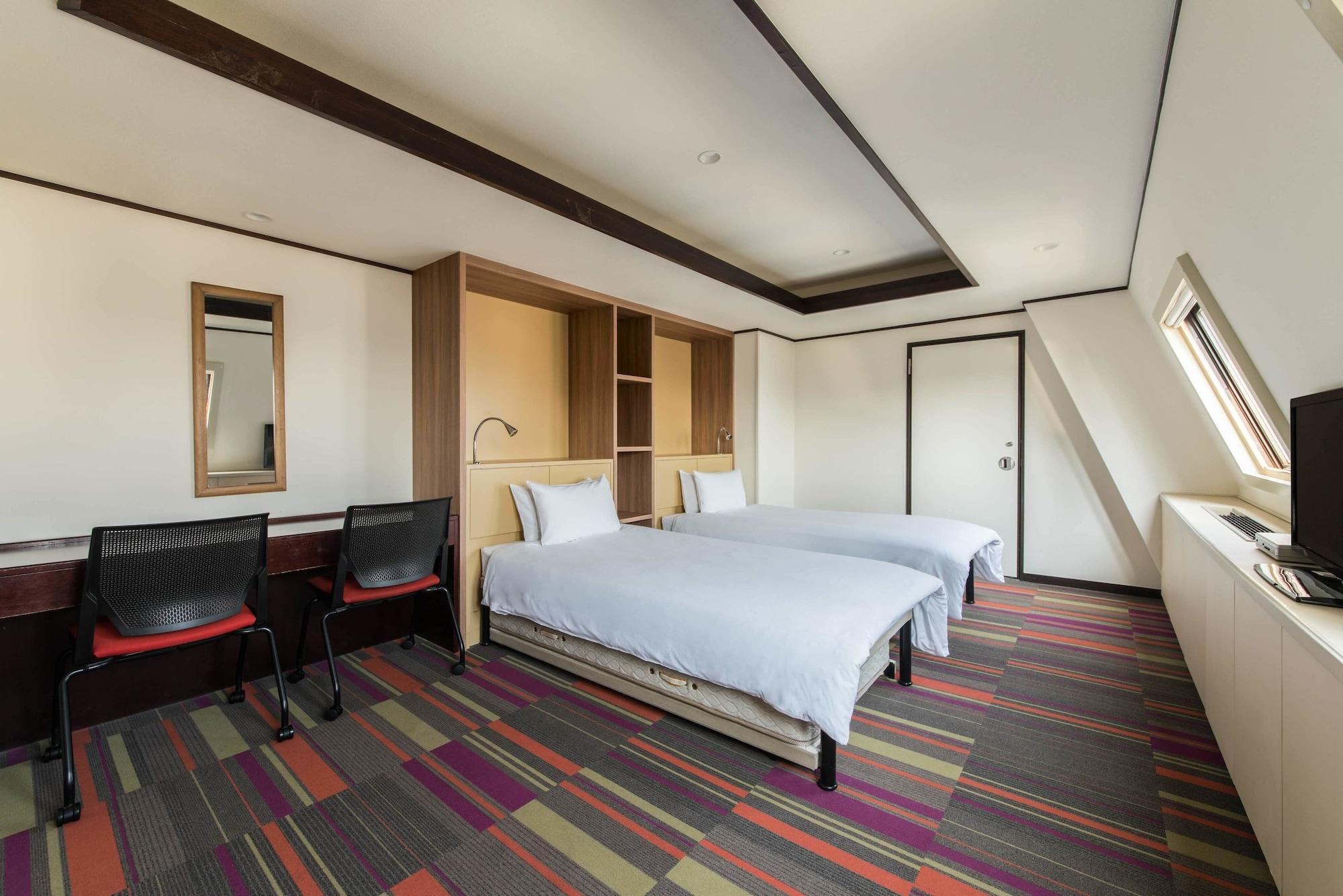 The B Sangenjaya Hotel Tokio Buitenkant foto