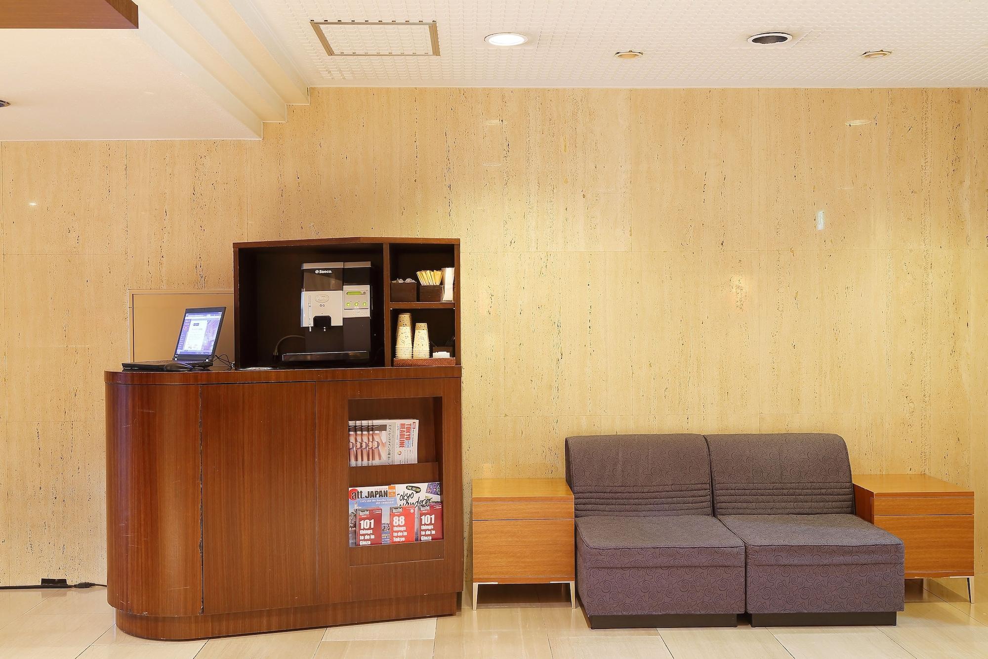 The B Sangenjaya Hotel Tokio Buitenkant foto