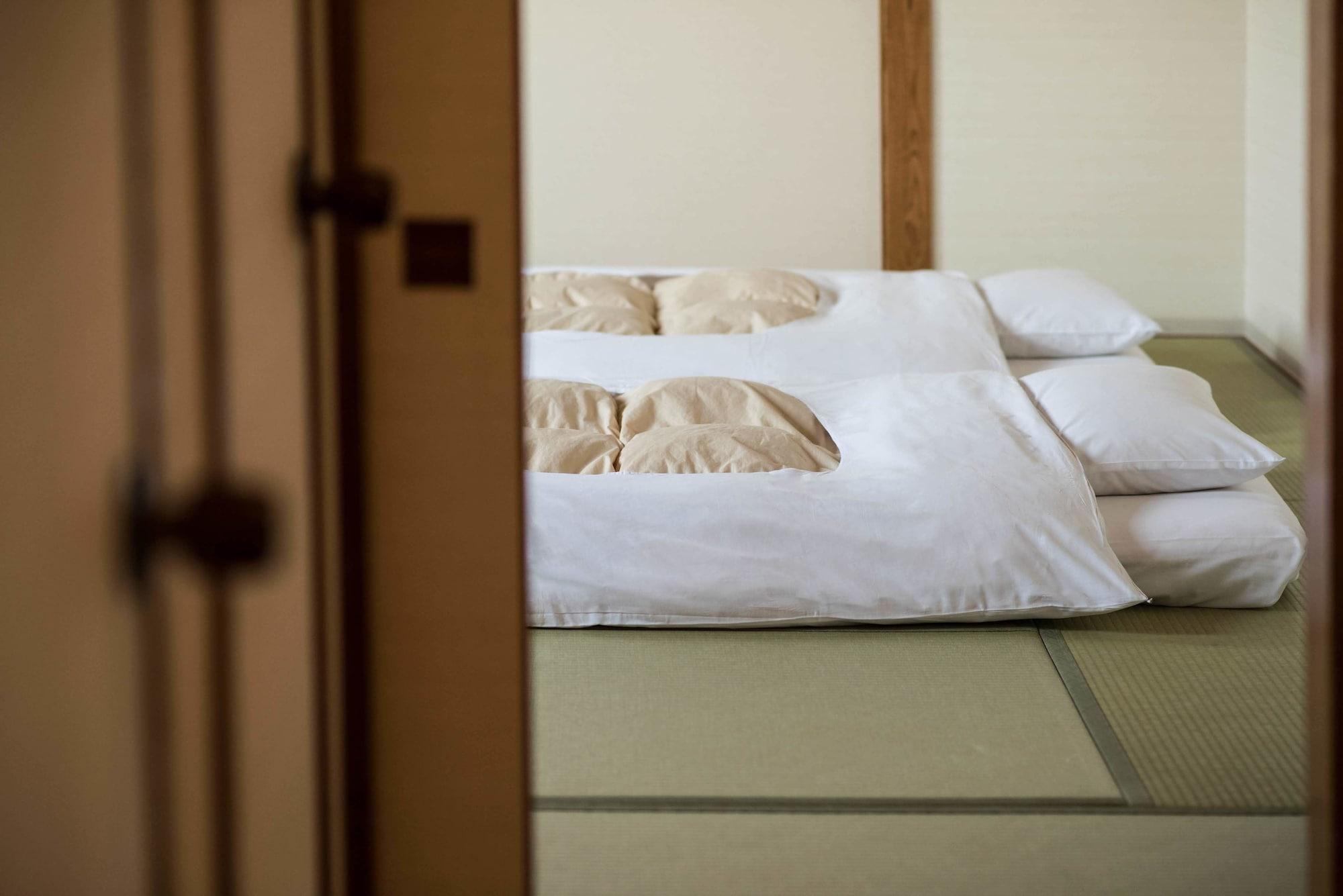 The B Sangenjaya Hotel Tokio Buitenkant foto