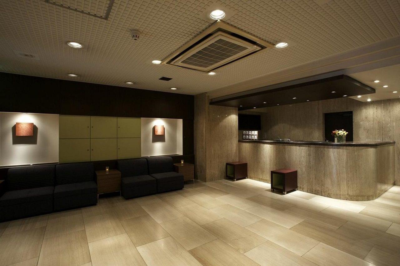 The B Sangenjaya Hotel Tokio Buitenkant foto