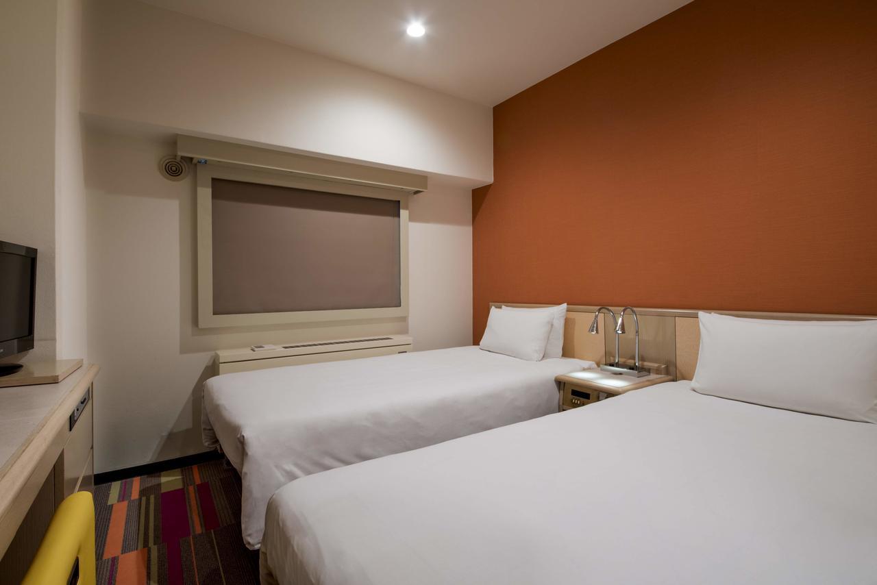 The B Sangenjaya Hotel Tokio Buitenkant foto